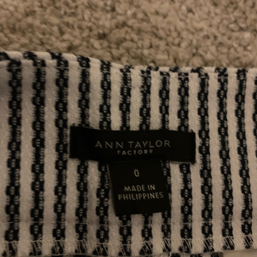 Ann Taylor dark blue and cream stripe two piece suit. - Picture 2 of 5